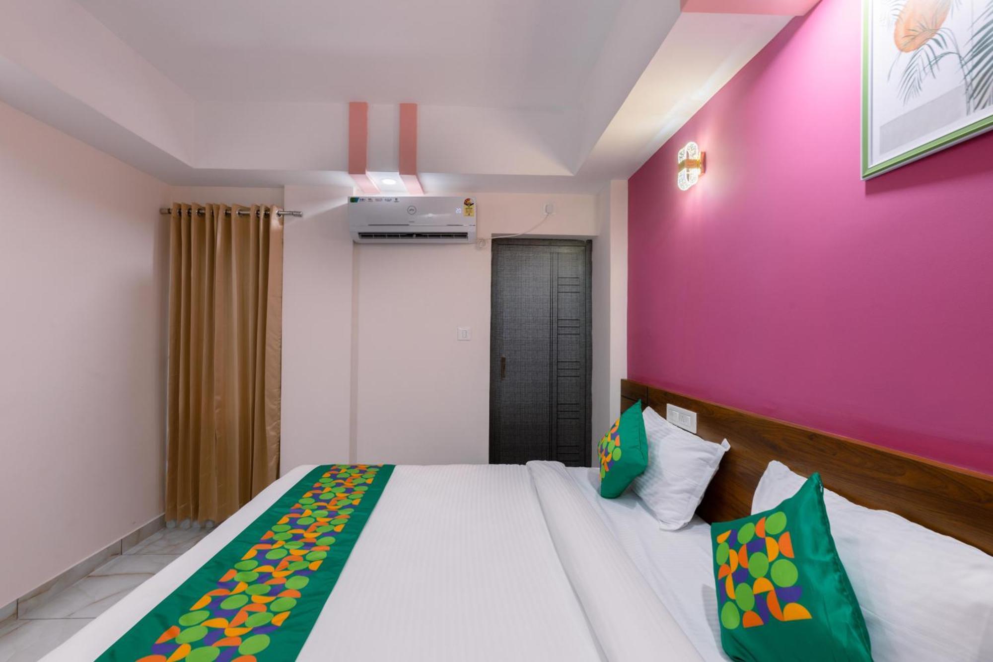 Treebo Airsuite Airport Hotel Kochi Exterior photo